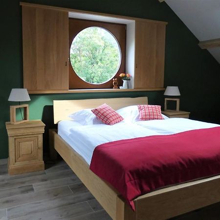 Bed and Breakfast Un Air De Bourlingueurs Pepinster Exterior foto